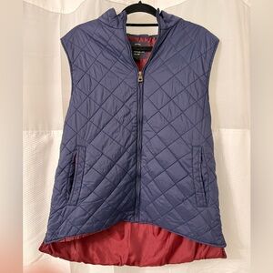 Weatherproof Quilted Navy Vest with Burgundy Lining